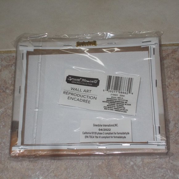 New art on stretched canvas approximately 6"x7.5" - Picture 3 of 3